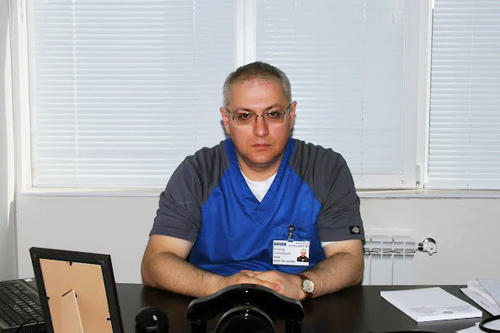 Впервые в Армении для профилактики инсульта и лечения хронической недостаточности мозгового кровообращения произведены одномоментные операции на 3-х из 4-х сосудов, питающих головной мозг