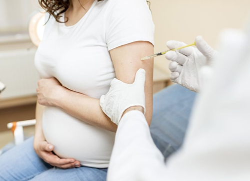 Исследование оценит лечение ремдесивиром COVID-19 у беременных