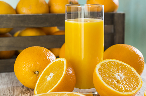 Исследование для гипертоников: диета с апельсиновым соком снижает показатели давления