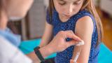Может ли алюминий из детских вакцин спровоцировать астму