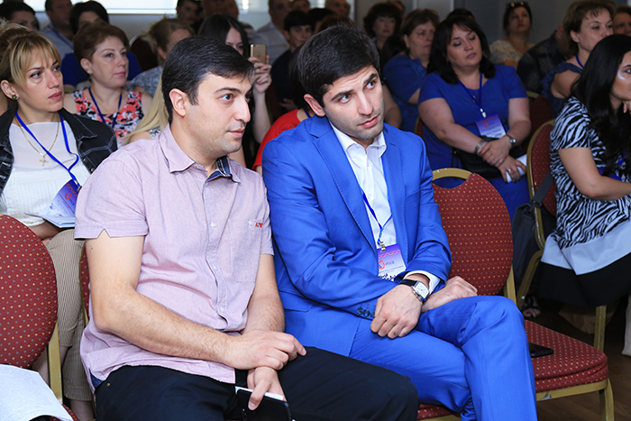 Հայաստանի 5-րդ միջազգային բժշկական համագումարի ընթացքում կայացավ «Վիրաբուժություն, անասթեզիա և ինտենսիվ թերապիա, ռադիոլոգիա և ճառագայթային ախտորոշում» թեմայով քննարկում։